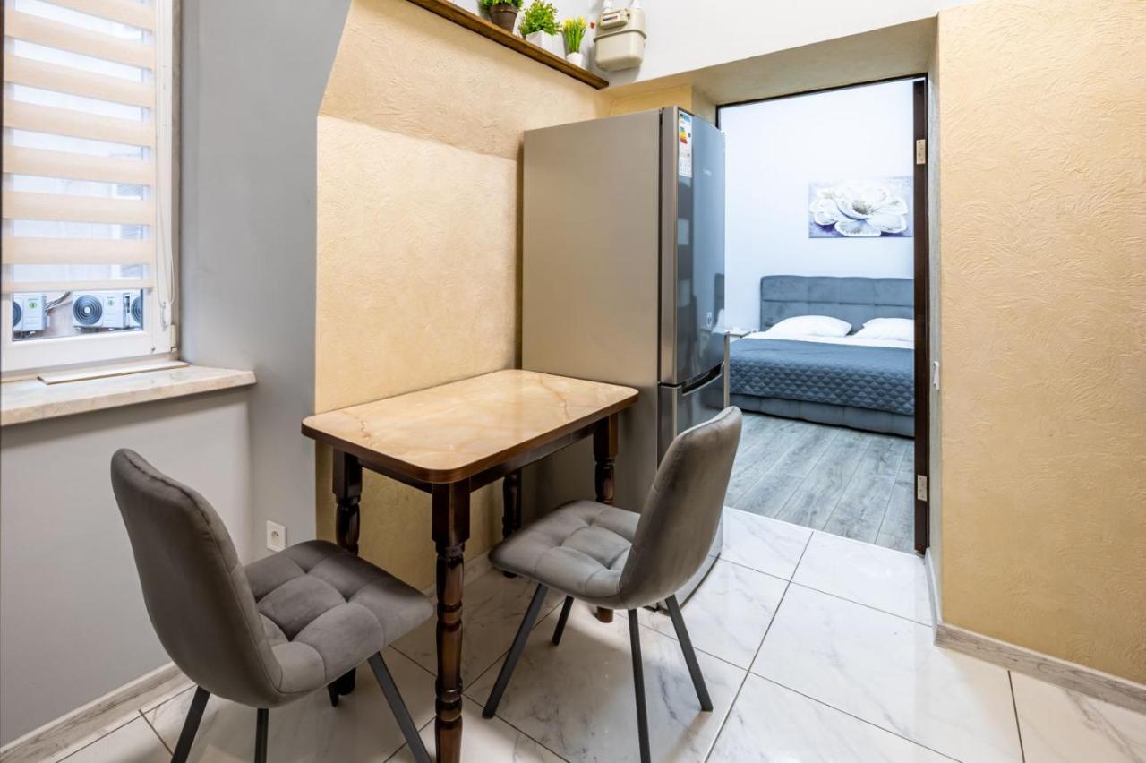 Apartments Galitskaya Street ลวีฟ ภายนอก รูปภาพ